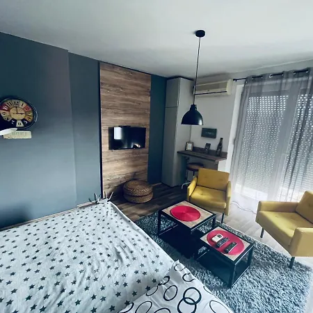 Διαμέρισμα Bubinga Κρούσεβατς